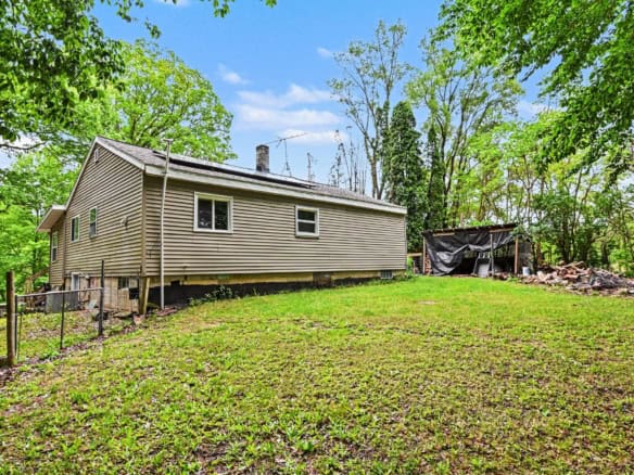 11+/- Acres – Allegan County