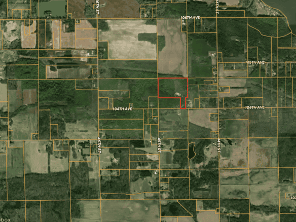 28.5 +/- acres – Allegan County